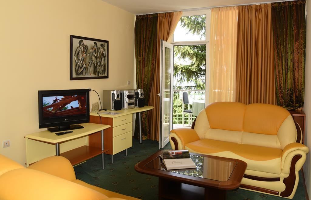 Hotel Klimetica Охрид Экстерьер фото